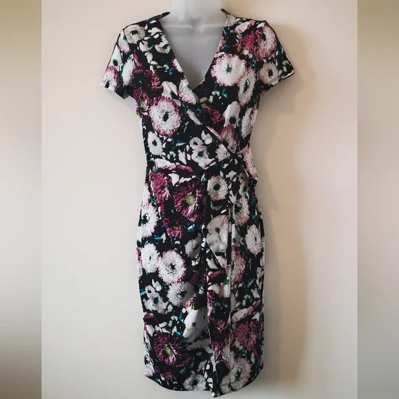 BCBG MaxAzria X-Small Short Sleeve Pink Floral Print Faux Wrap V-neck Dress - Picture 3 of 12